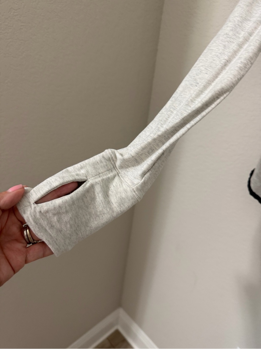 Athleta Gray Cowl Neck Performance Hoodie Thumbholes Kangaroo Pocket Size Small - Picture 6 of 9